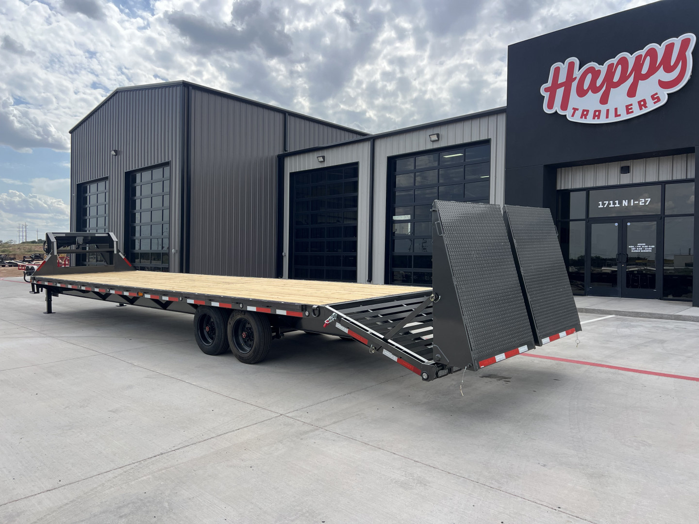 New 2026 MAXX-D 102”x36' Gooseneck Flatbed w/ Singles – GSX for