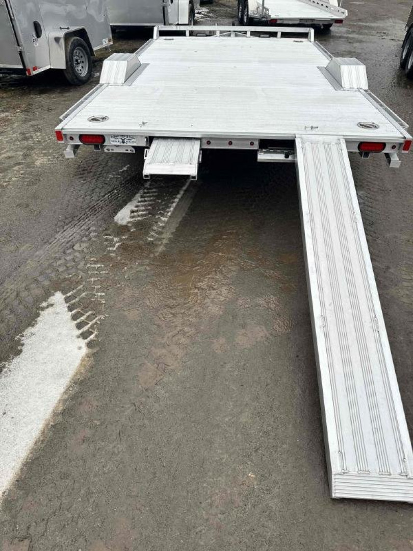 New 2025 Aluma Wide Body 16' Driver over fenders 10K GVW