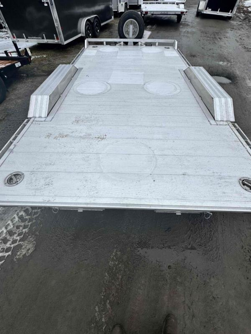 New 2025 Aluma Wide Body 16' Driver over fenders 10K GVW