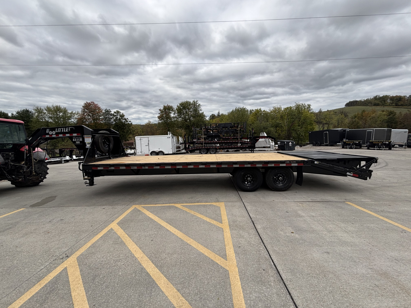 New 2026 Doolittle Trailers 102"x25' (20'+5' Dovetail) Gooseneck Deckover Equipment Trailer - w/ Mammoth Ramps & Spare Tire - 14,000# GVWR