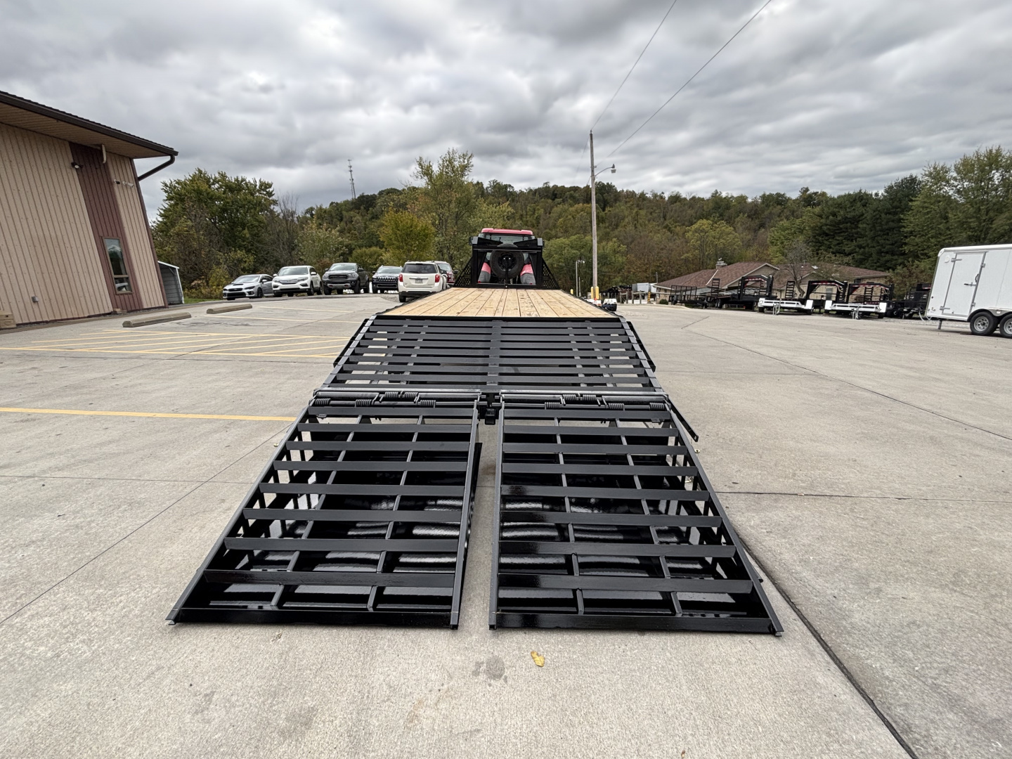 New 2026 Doolittle Trailers 102"x25' (20'+5' Dovetail) Gooseneck Deckover Equipment Trailer - w/ Mammoth Ramps & Spare Tire - 14,000# GVWR