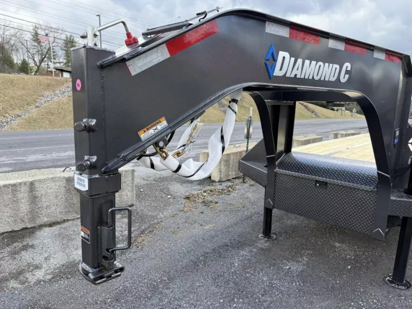 New 2025 Diamond C FMAX216 gooseneck Trailer 40' air ride 72