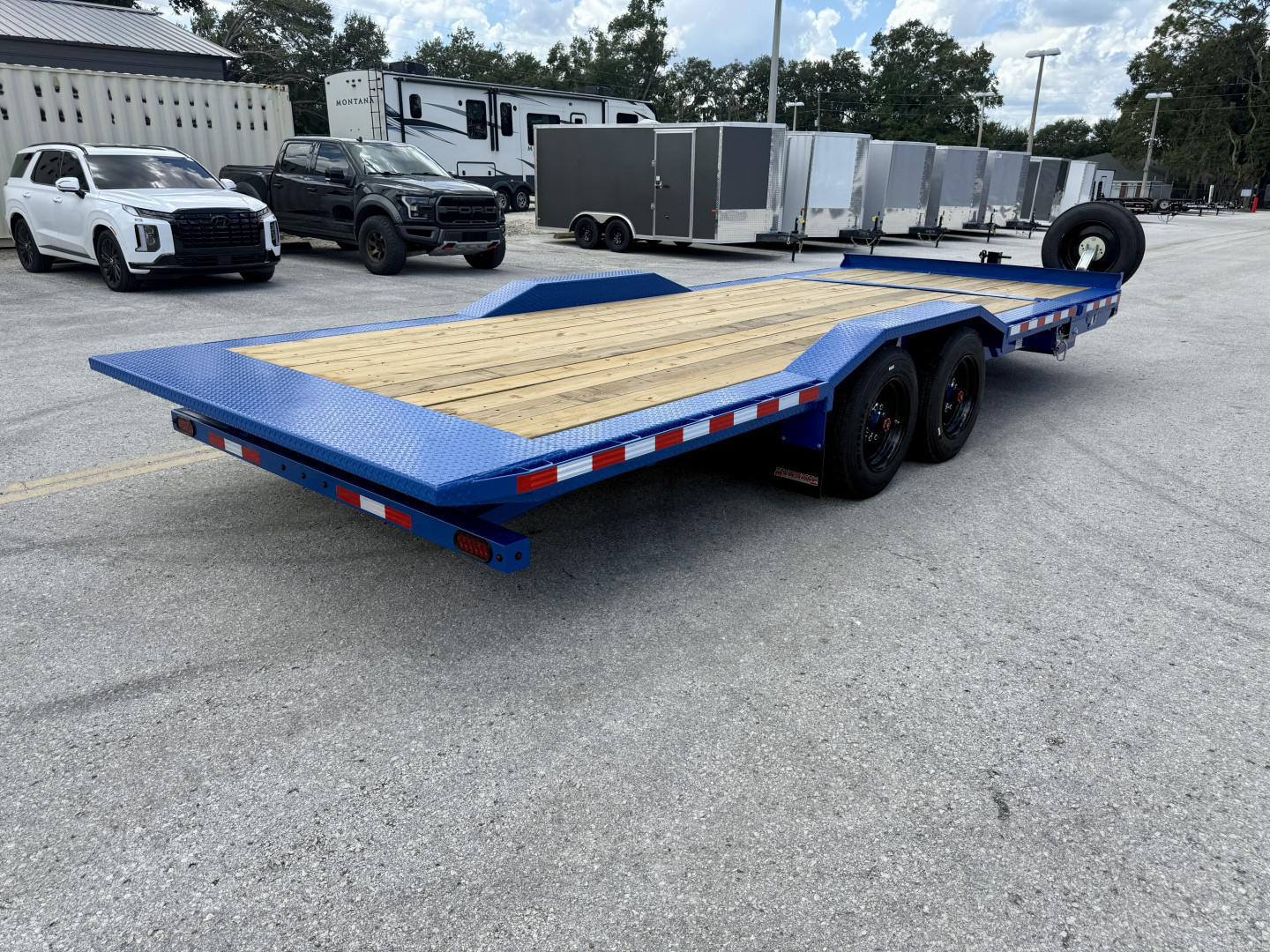 New 2026 Midsota 102x22 TBWB22 1766 Tilt Equipment Trailer