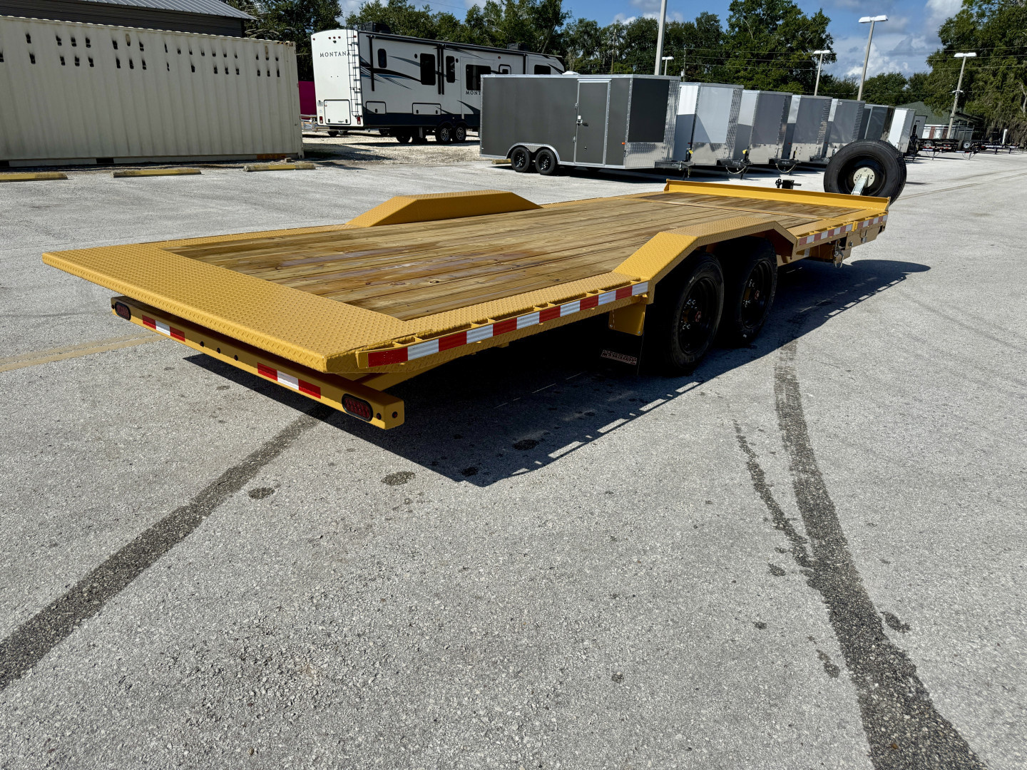 New 2026 Midsota 102 X 22 TBWB22 17.6K Tilt Equipment Trailer