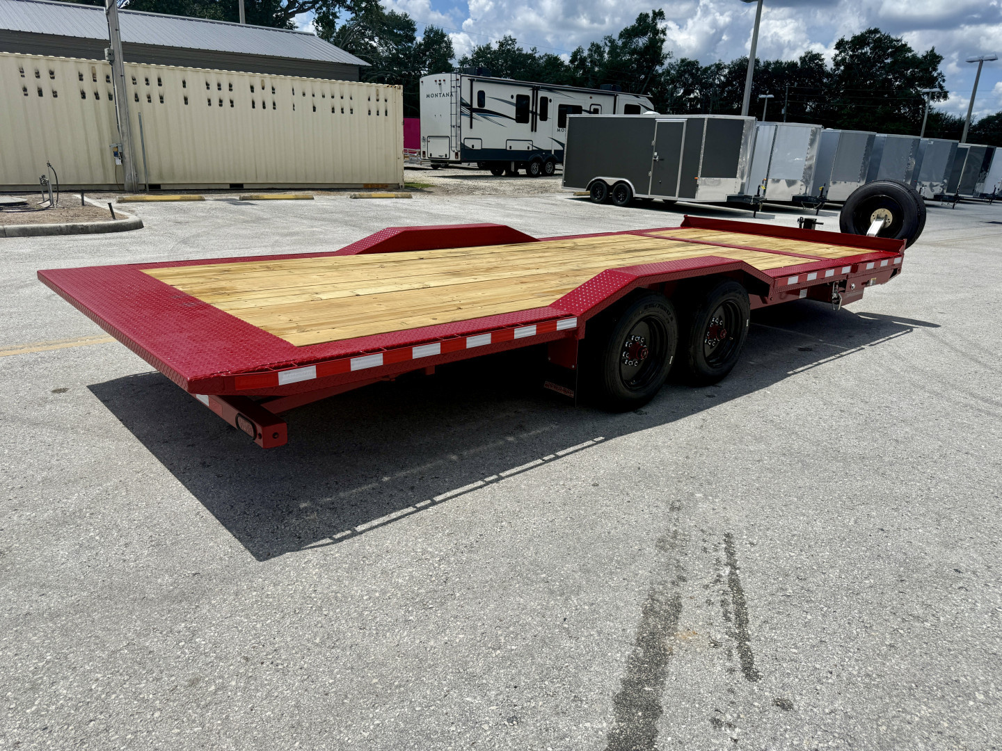 New 2026 Midsota 102 X 22 TBWB22 17.6K Tilt Equipment Trailer