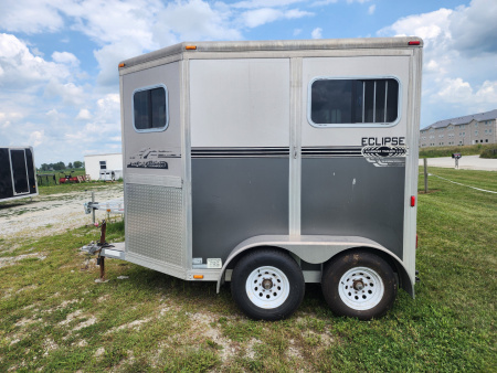 Used 2006 Eclipse Avalanche 2 H Straight Horse Trailer