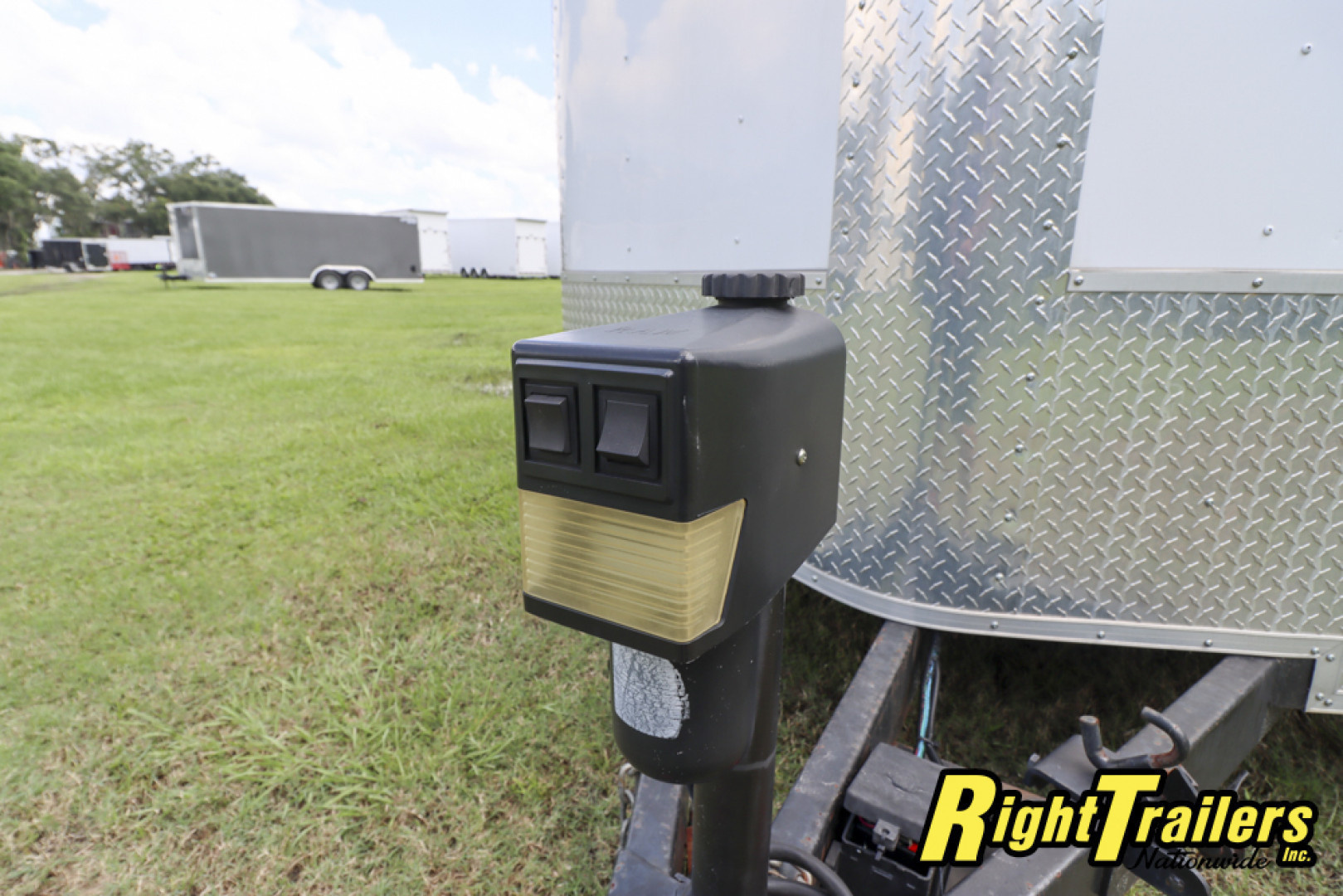 Used 2018 8.5X24 Arising Race Trailer