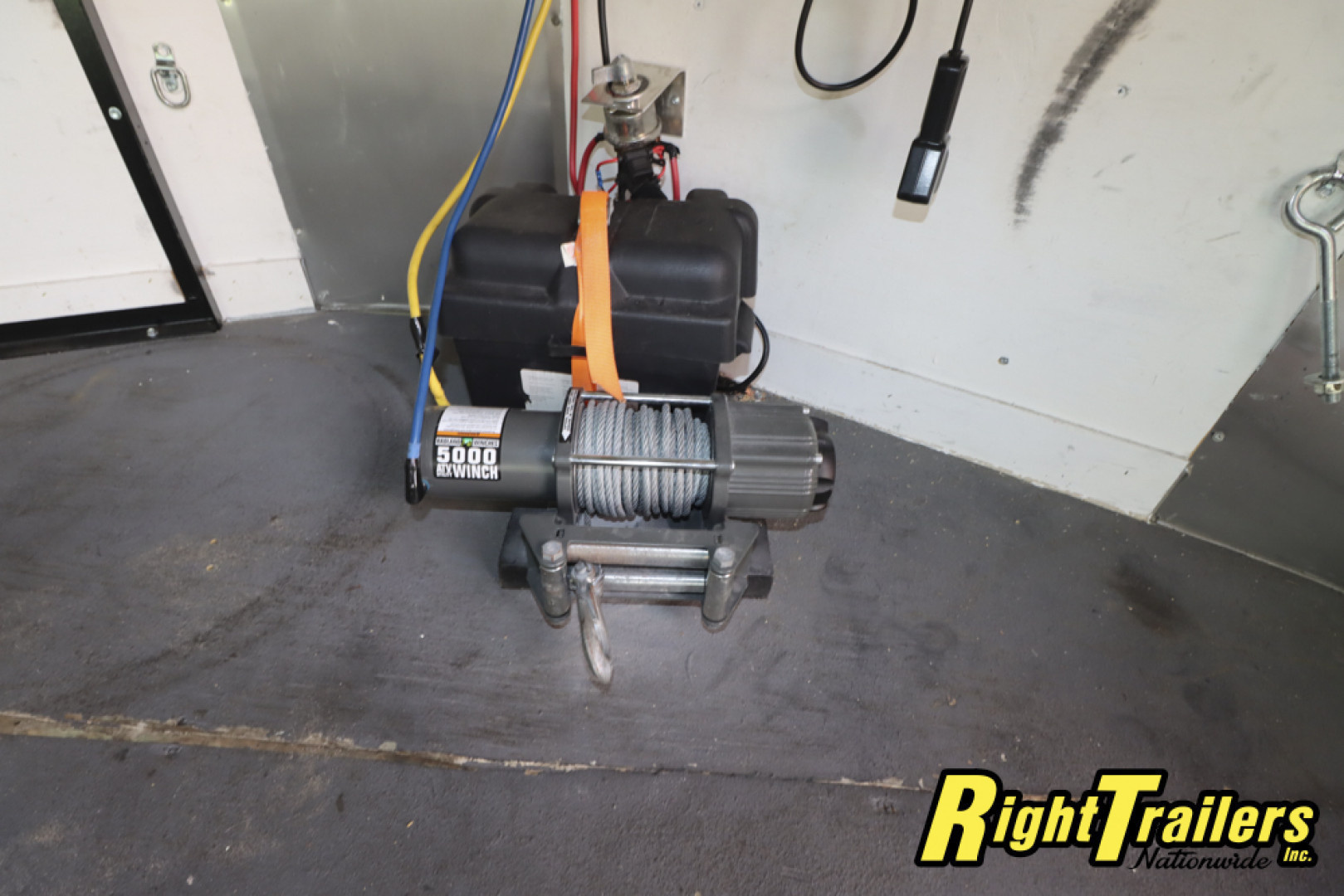 Used 2018 8.5X24 Arising Race Trailer