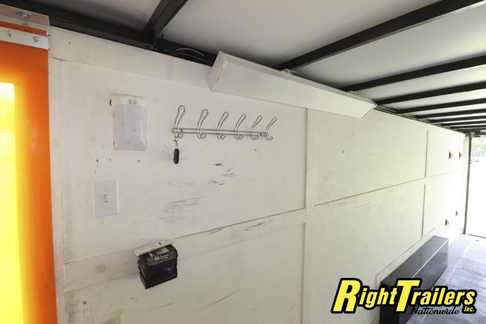 Used 2018 8.5X24 Arising Race Trailer