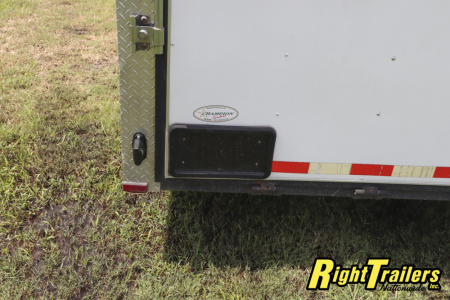Used 2018 8.5X24 Arising Race Trailer