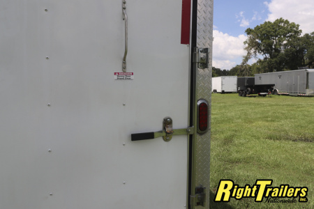 Used 2018 8.5X24 Arising Race Trailer