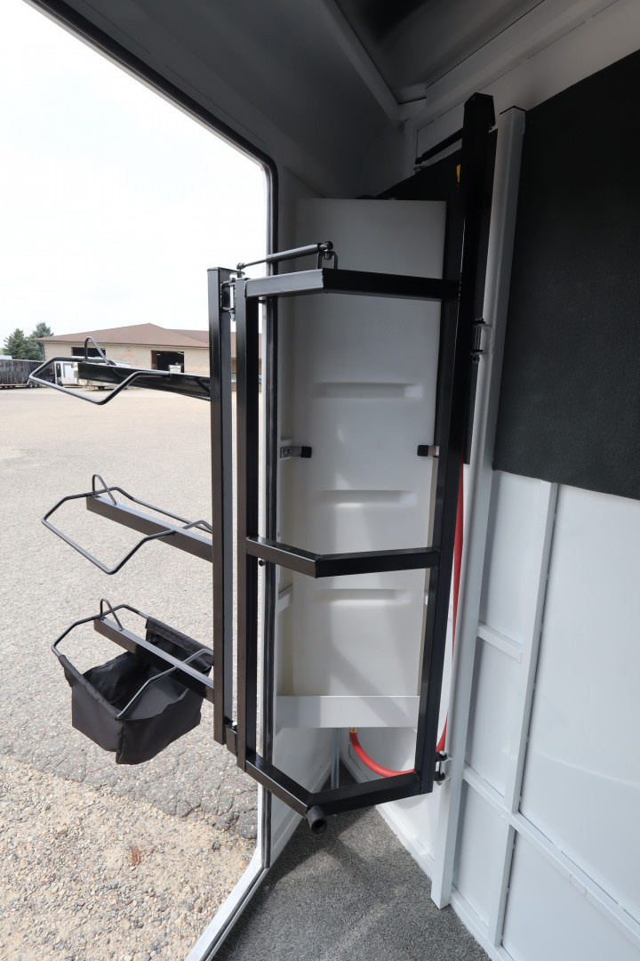 New 2026 Trails West 3 Horse Adventure MX BP Horse Trailer