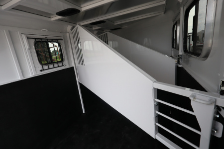 New 2026 Trails West 3 Horse Adventure MX BP Horse Trailer