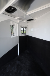 New 2026 Trails West 2 Horse BP Horse Trailer