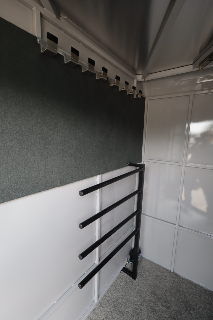 New 2026 Trails West Adventure MX 3 Horse BP Horse Trailer