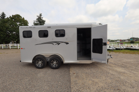 New 2026 Trails West Adventure MX 3 Horse BP Horse Trailer