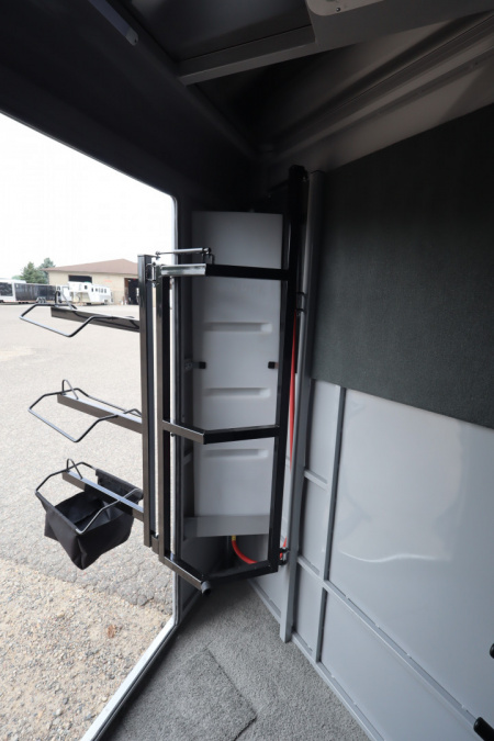 New 2026 Trails West Adventure MX 3 Horse BP Horse Trailer