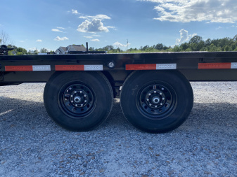 New 2026 MAXXD 102"X24' 15K Flatbed Trailer