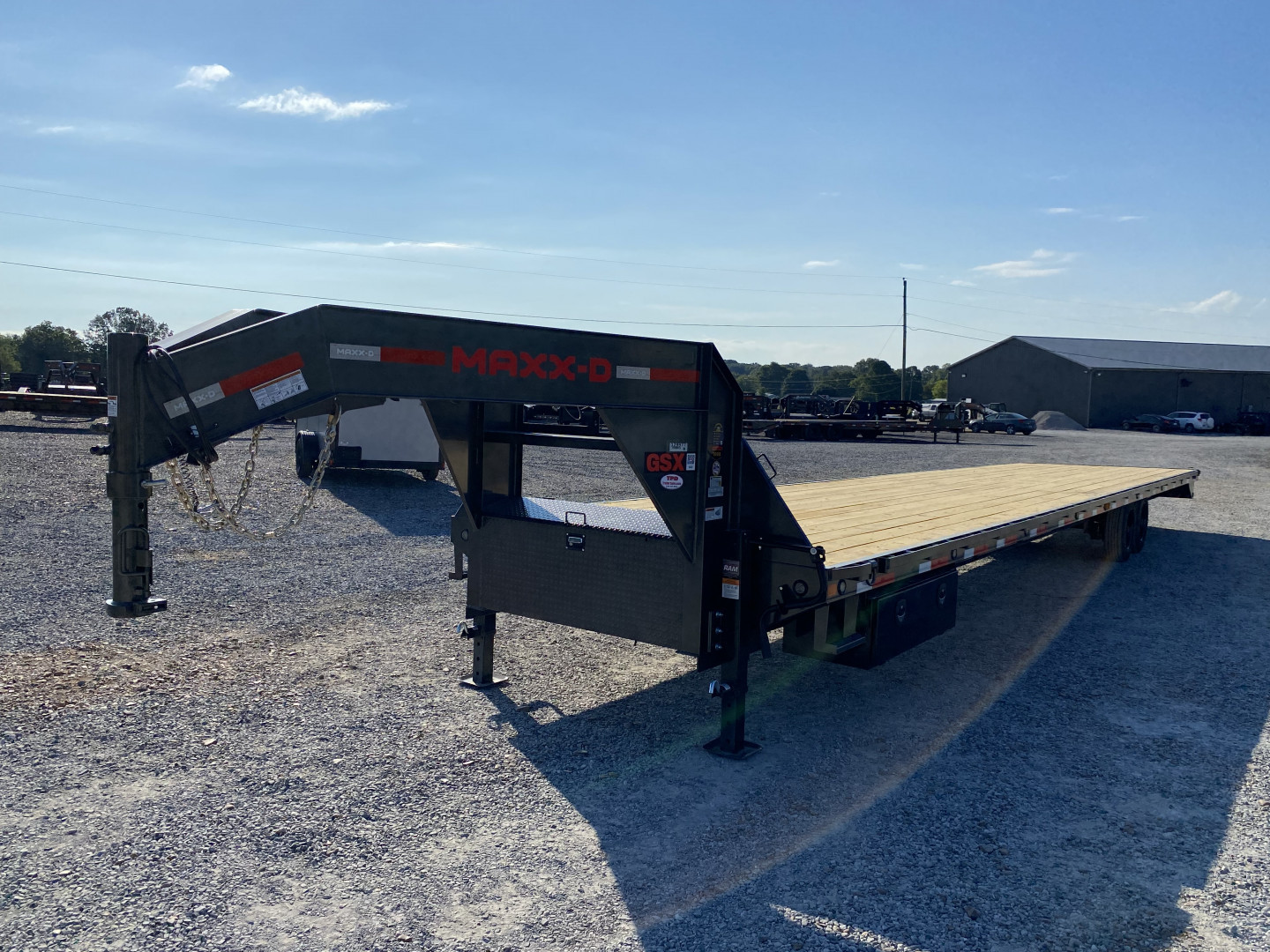 New 2026 MAXXD 102"X40' 17.5K Gooseneck Flatbed Trailer