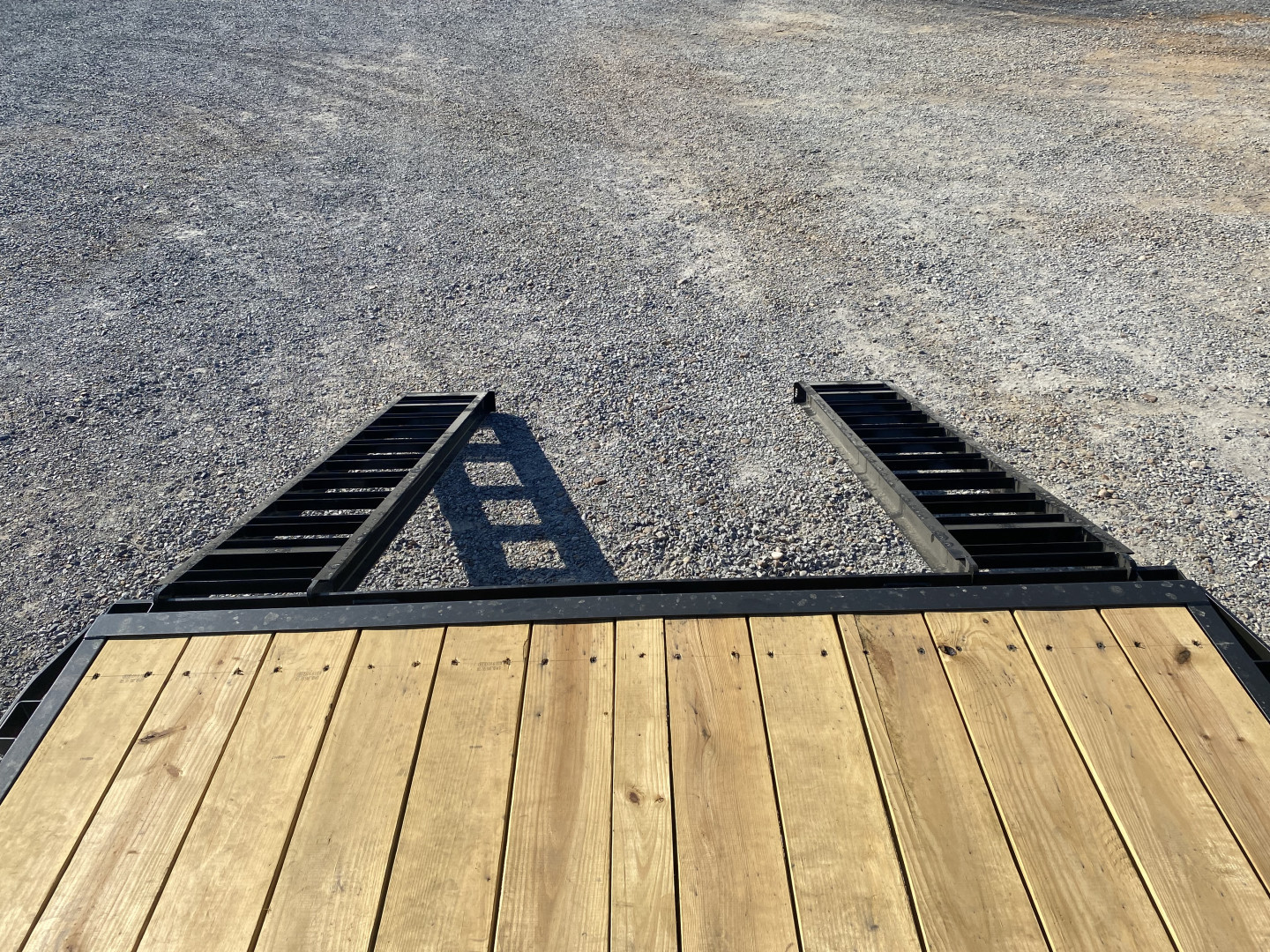New 2026 MAXXD 102"X40' 17.5K Gooseneck Flatbed Trailer