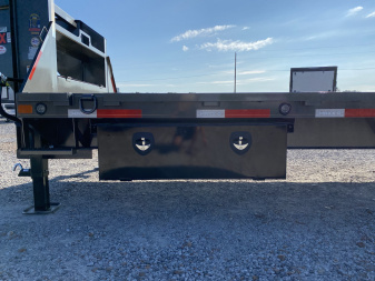 New 2026 MAXXD 102"X40' 17.5K Gooseneck Flatbed Trailer