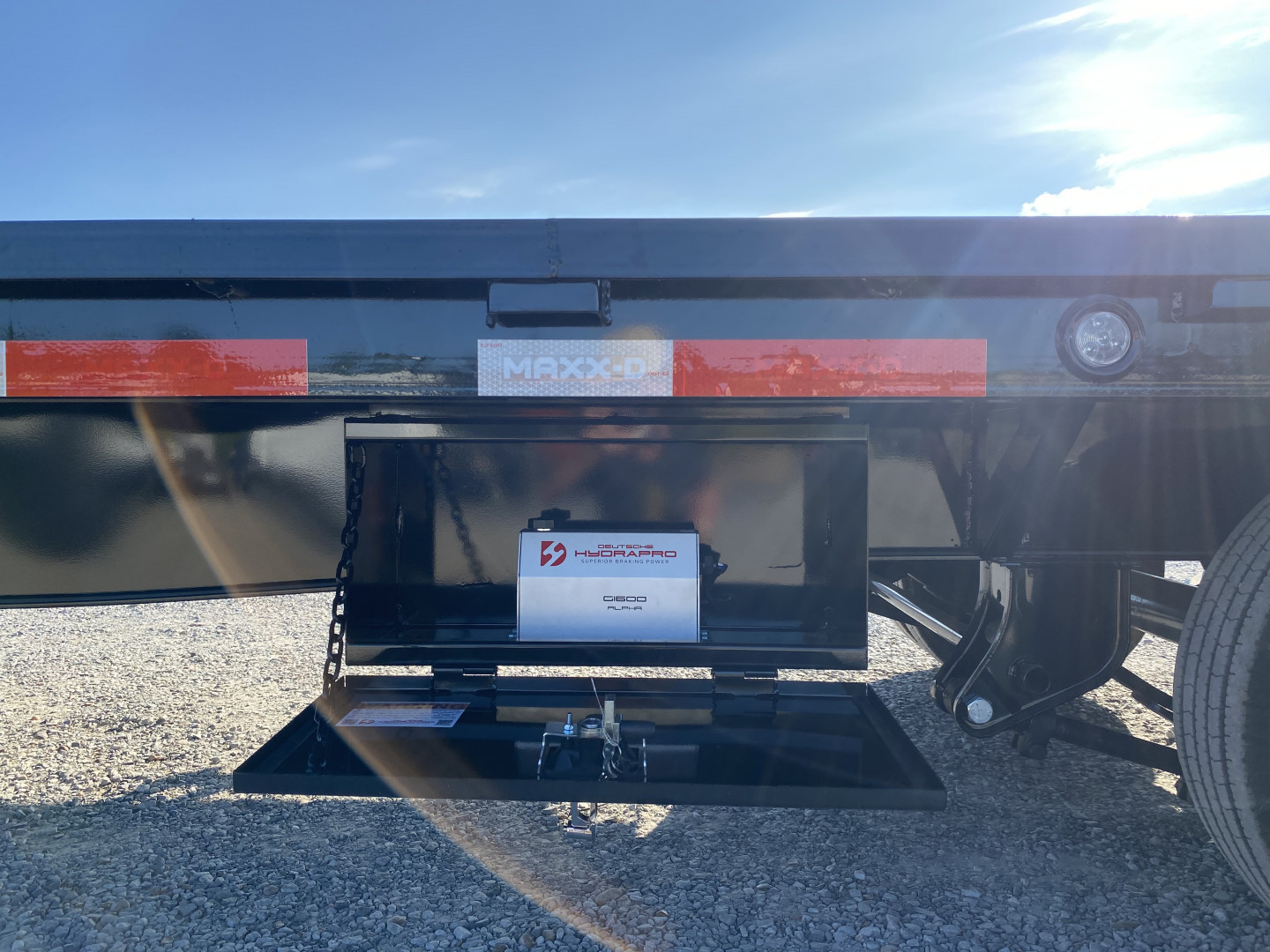 New 2026 MAXXD 102"X40' 30K Gooseneck Flatbed Trailer *ENGINEERED FRAME*