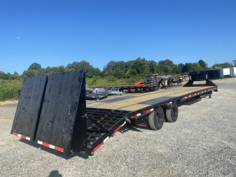 New 2026 MAXXD 102"X40' 30K Gooseneck Flatbed Trailer *ENGINEERED FRAME*