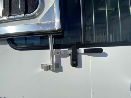 New 2026 Sundowner Trailers CHARTER TR SE 2H BP Horse Trailer