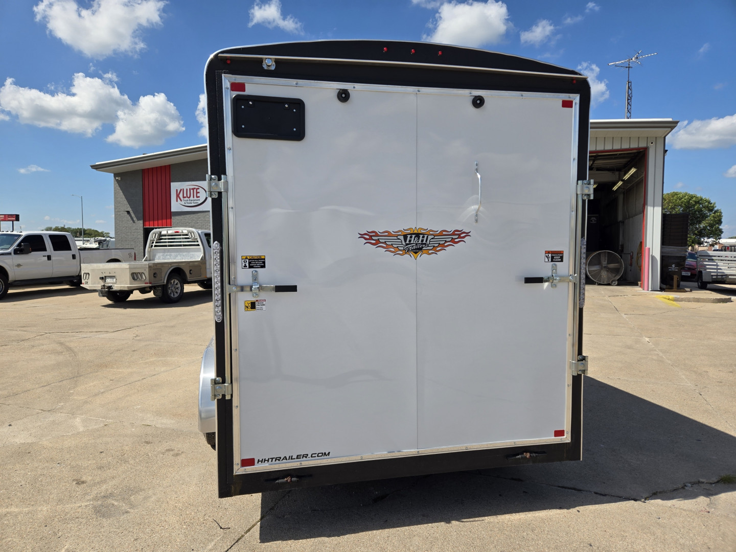 New 2025 H and H Trailer 7x16 HH Series Round Top V-Nose Enclosed Cargo Trailer  7K Tandem