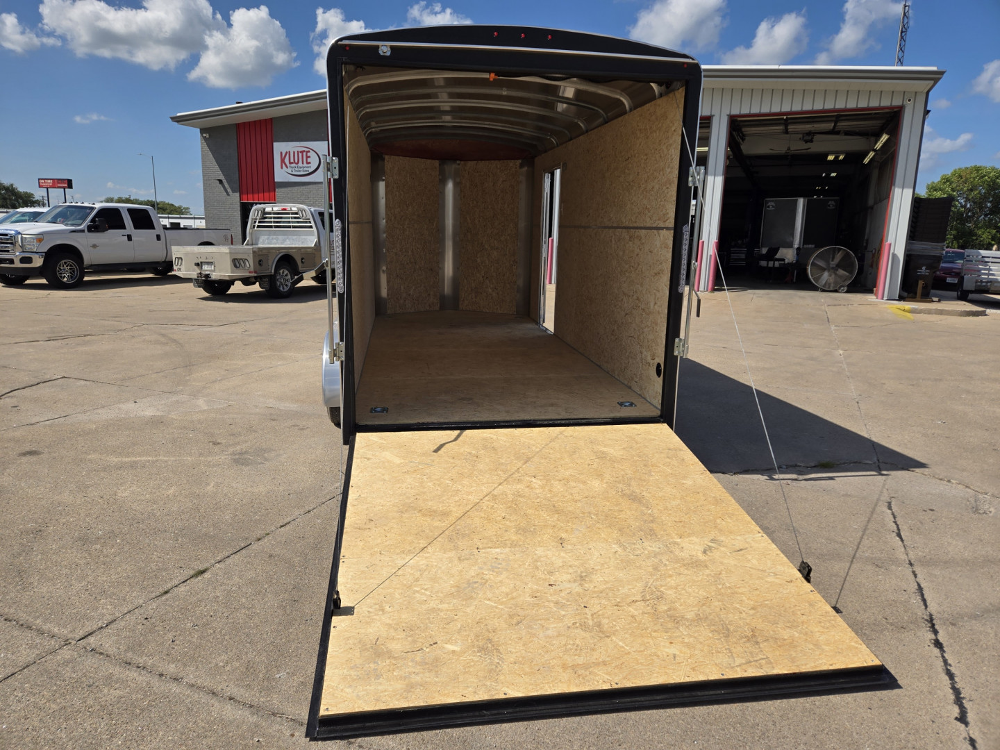 New 2025 H and H Trailer 7x16 HH Series Round Top V-Nose Enclosed Cargo Trailer  7K Tandem
