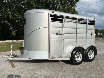 Used 2010 Calico Trailers 2-H Slant Bumper Pull Horse Trailer