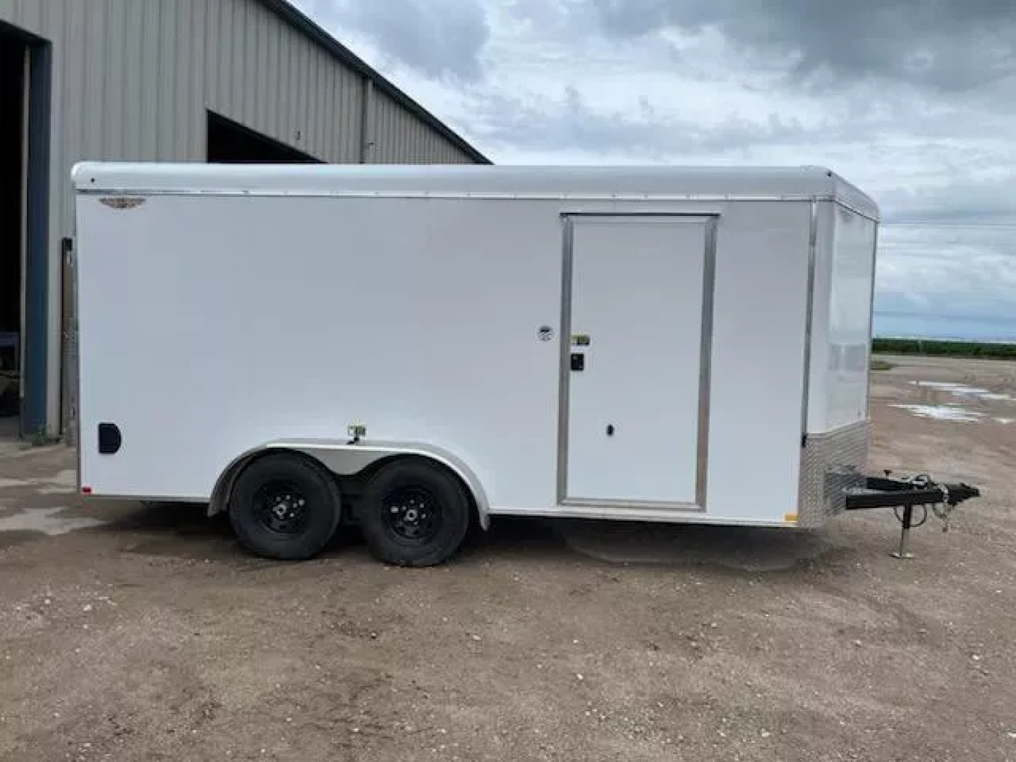 New 2025 H and H Trailer 7x16 HH Series Round Top V-Nose Enclosed Cargo Trailer  10K Tandem