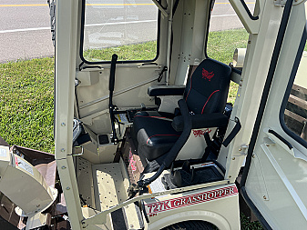 Used 2022 Grasshopper Mowers 727T Front Mount Lawn Mower