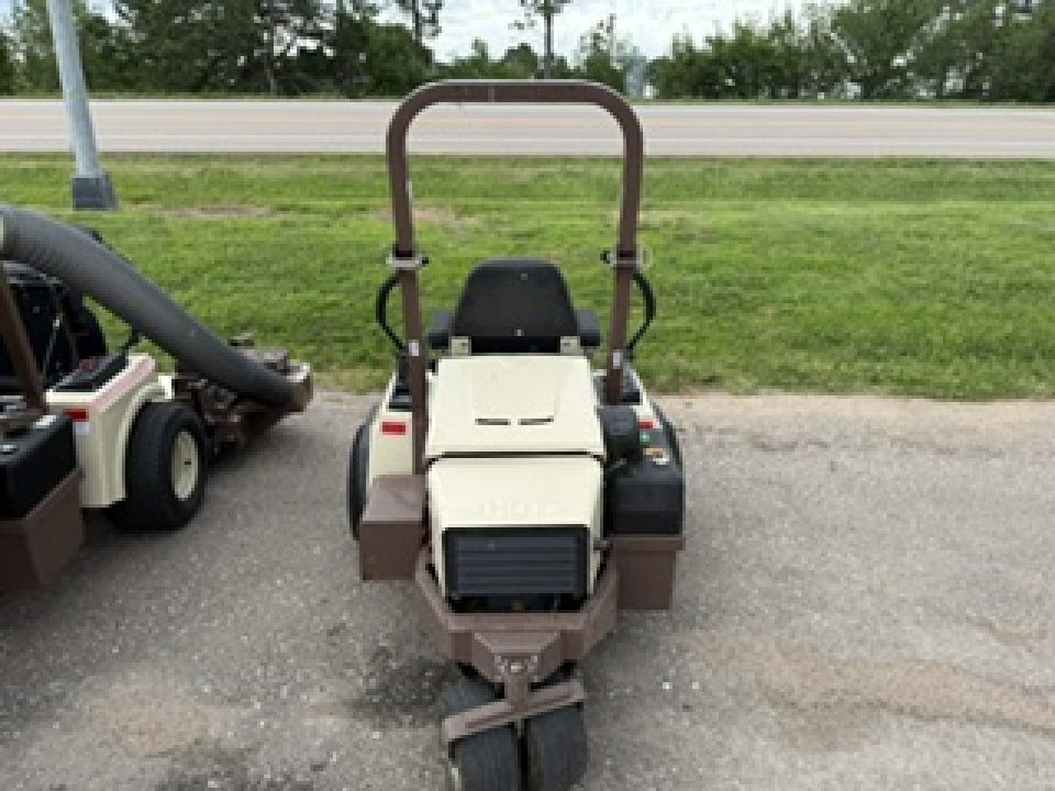 Used 2023 Grasshopper Mowers 725DT Lawn Mower
