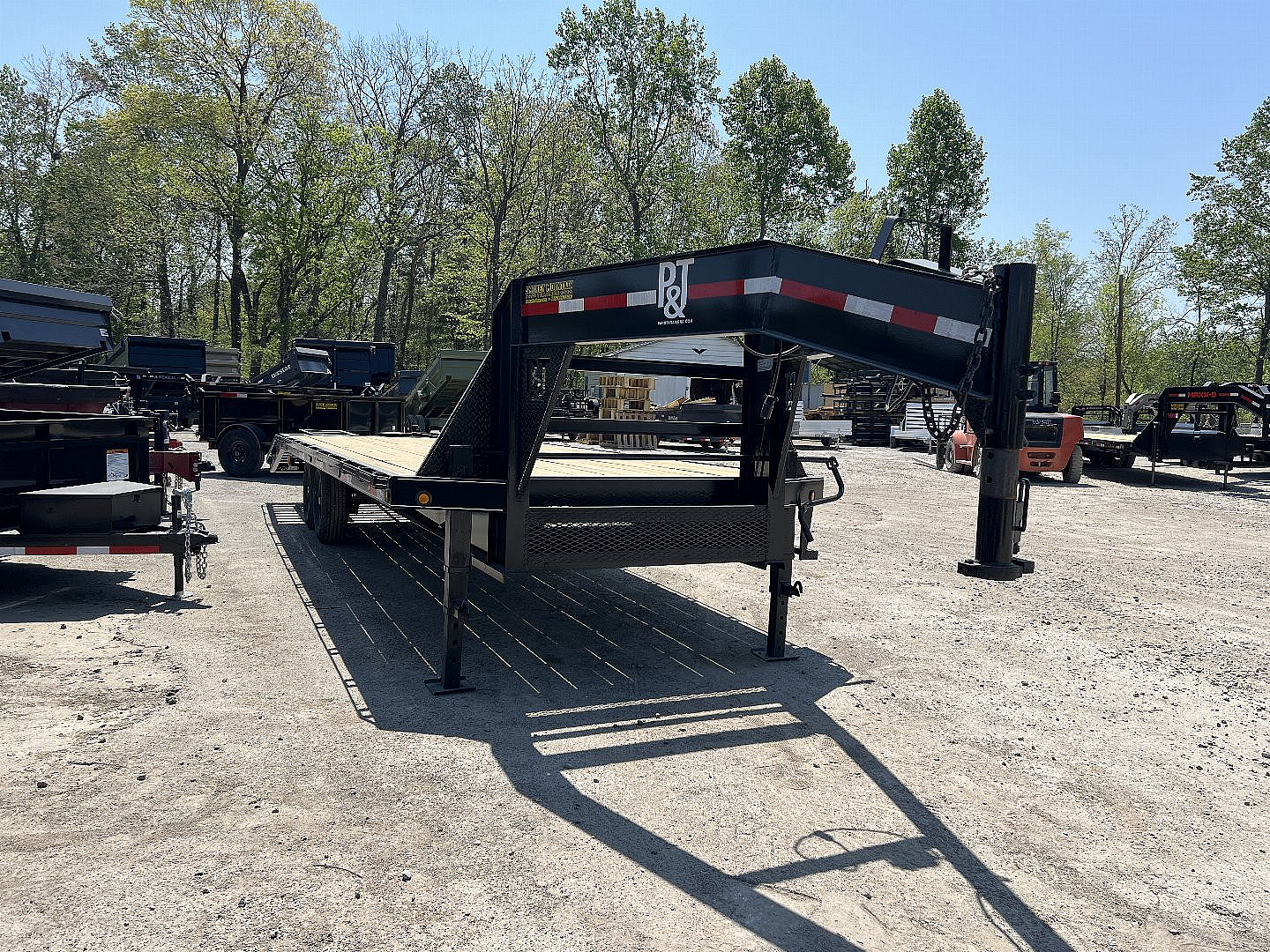 New 2025 P & T Trailers 20+5 GN 14K Equipment Trailer for sale in ...