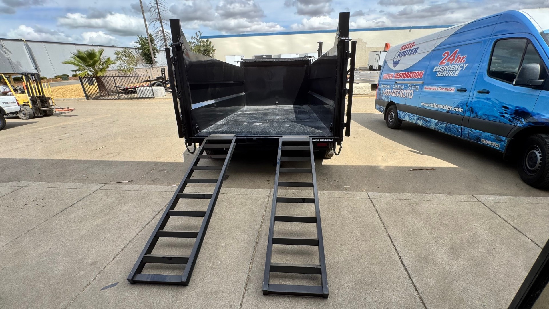 New 7x14 Tandem Axle 14K Telescopic Dump Trailer