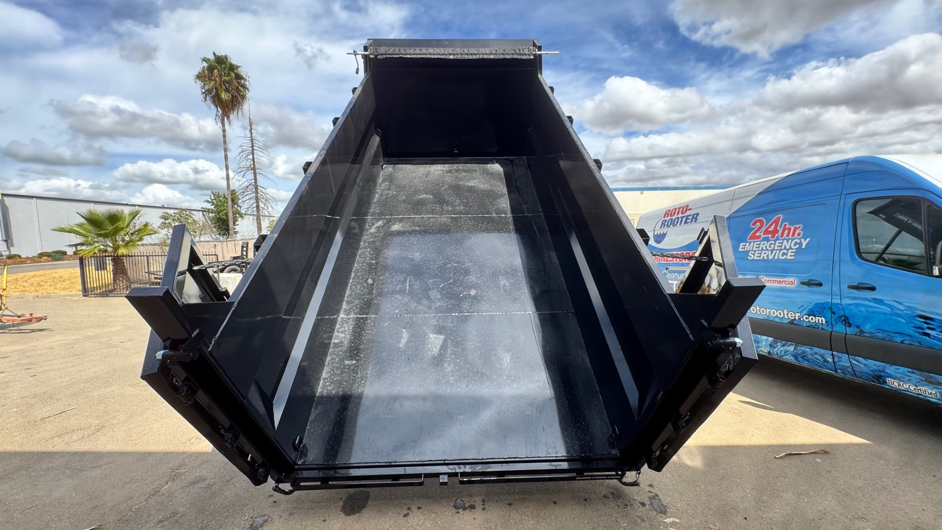 New 7x14 Tandem Axle 14K Telescopic Dump Trailer