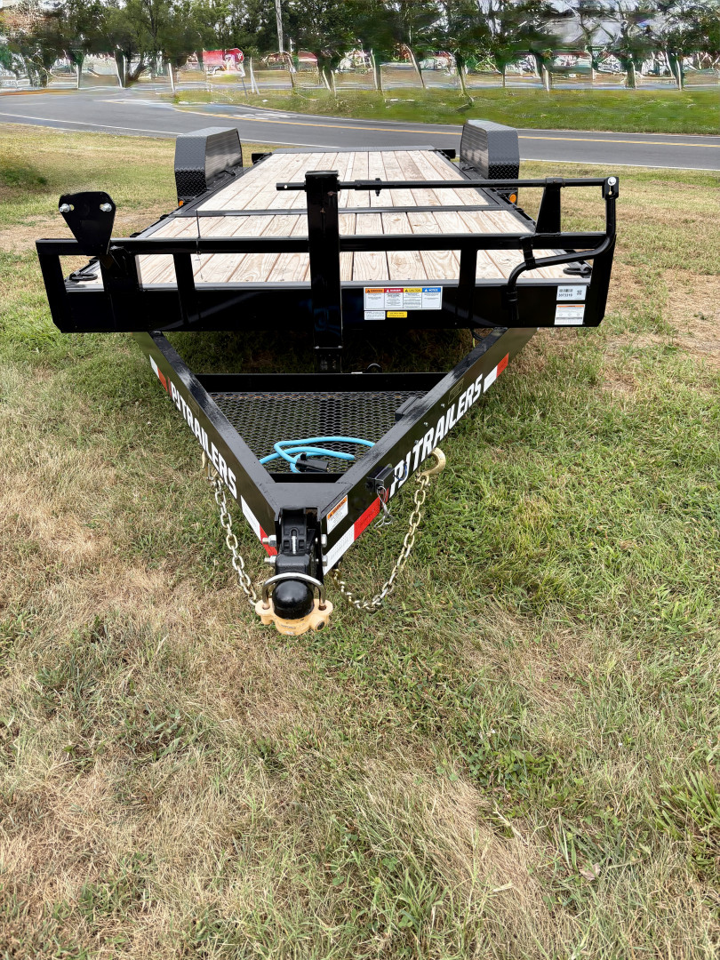 New 2026 PJ Trailers 22' Equipment Tilt Trailer