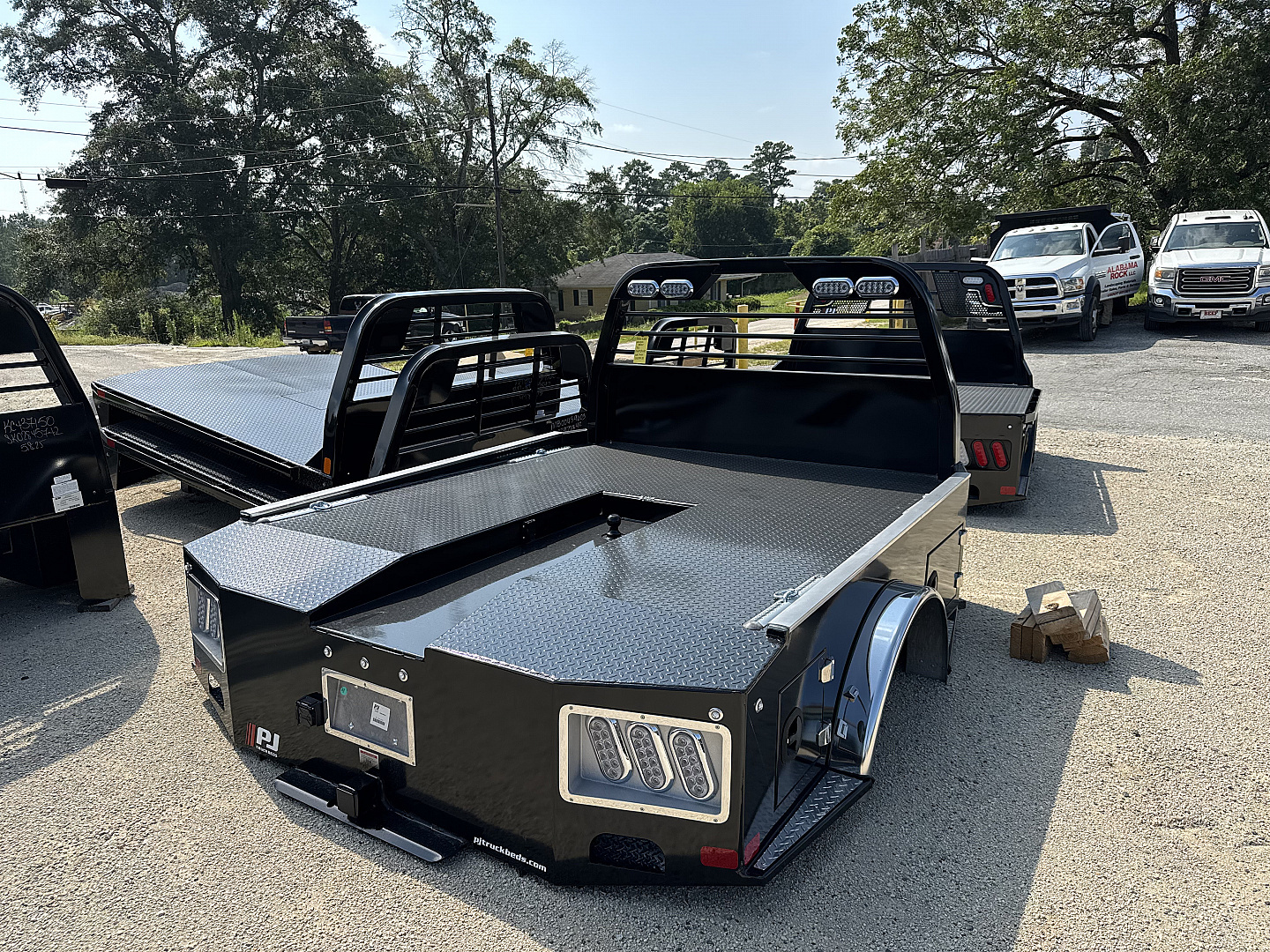 New 2025 PJ Truck Beds GH-02975742 Truck Bed