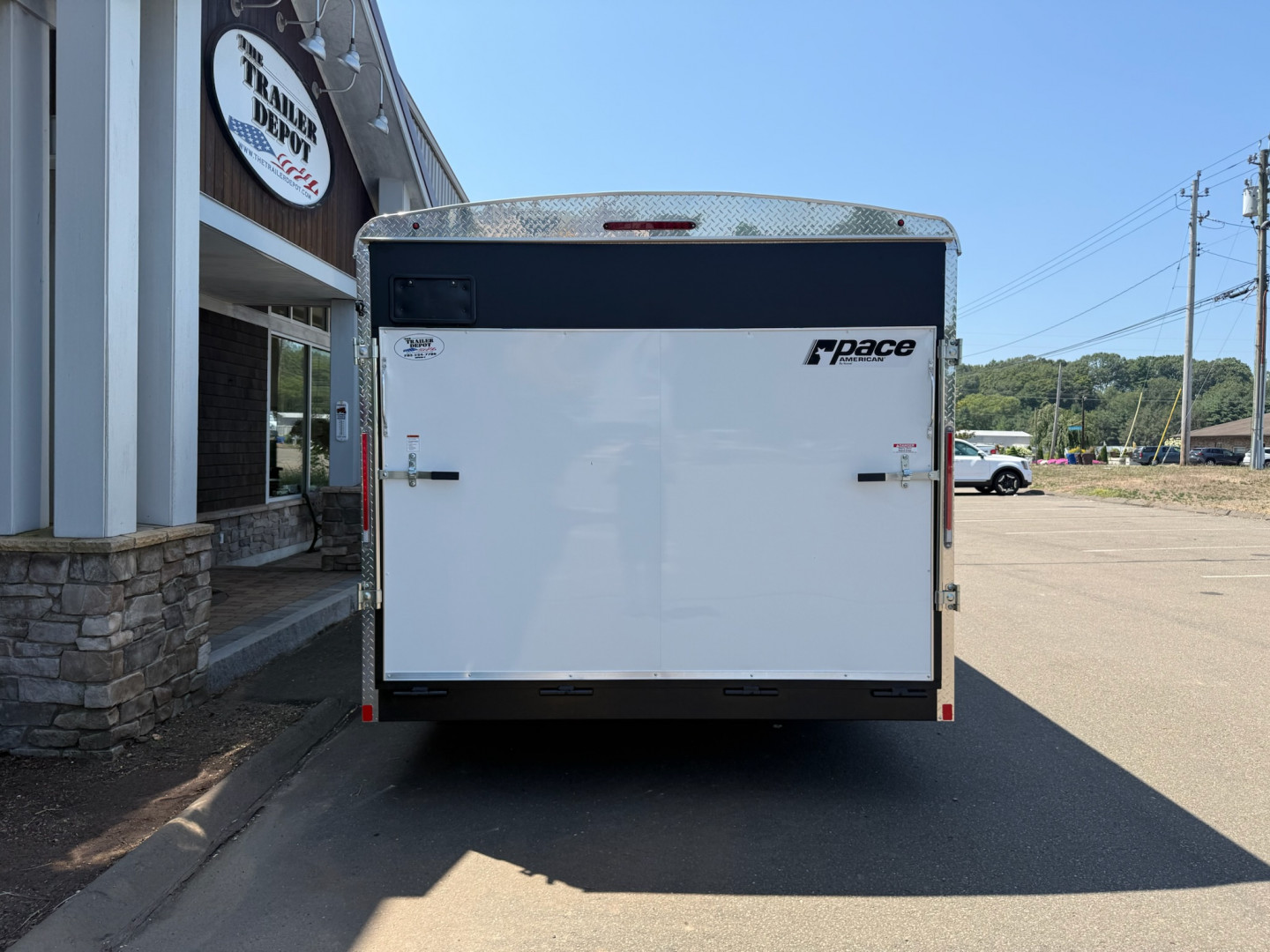 New Pace American 8'6" x 18' Enclosed Landscape Trailer 9.9K