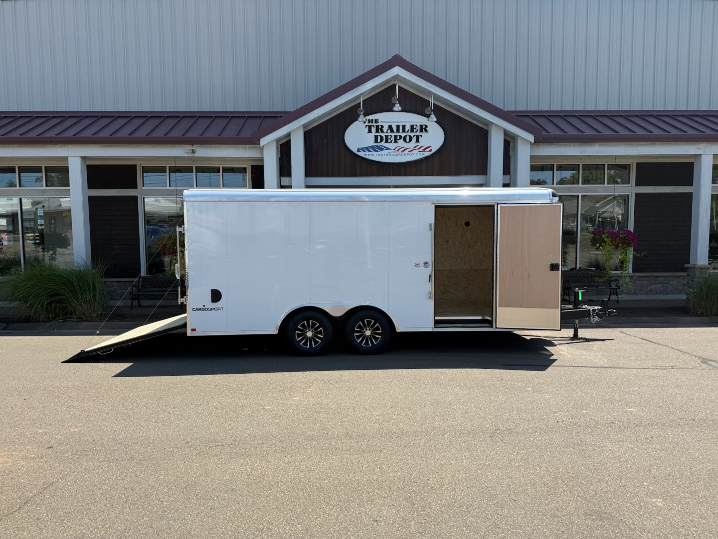 New Pace American 8'6" x 18' Enclosed Landscape Trailer 9.9K