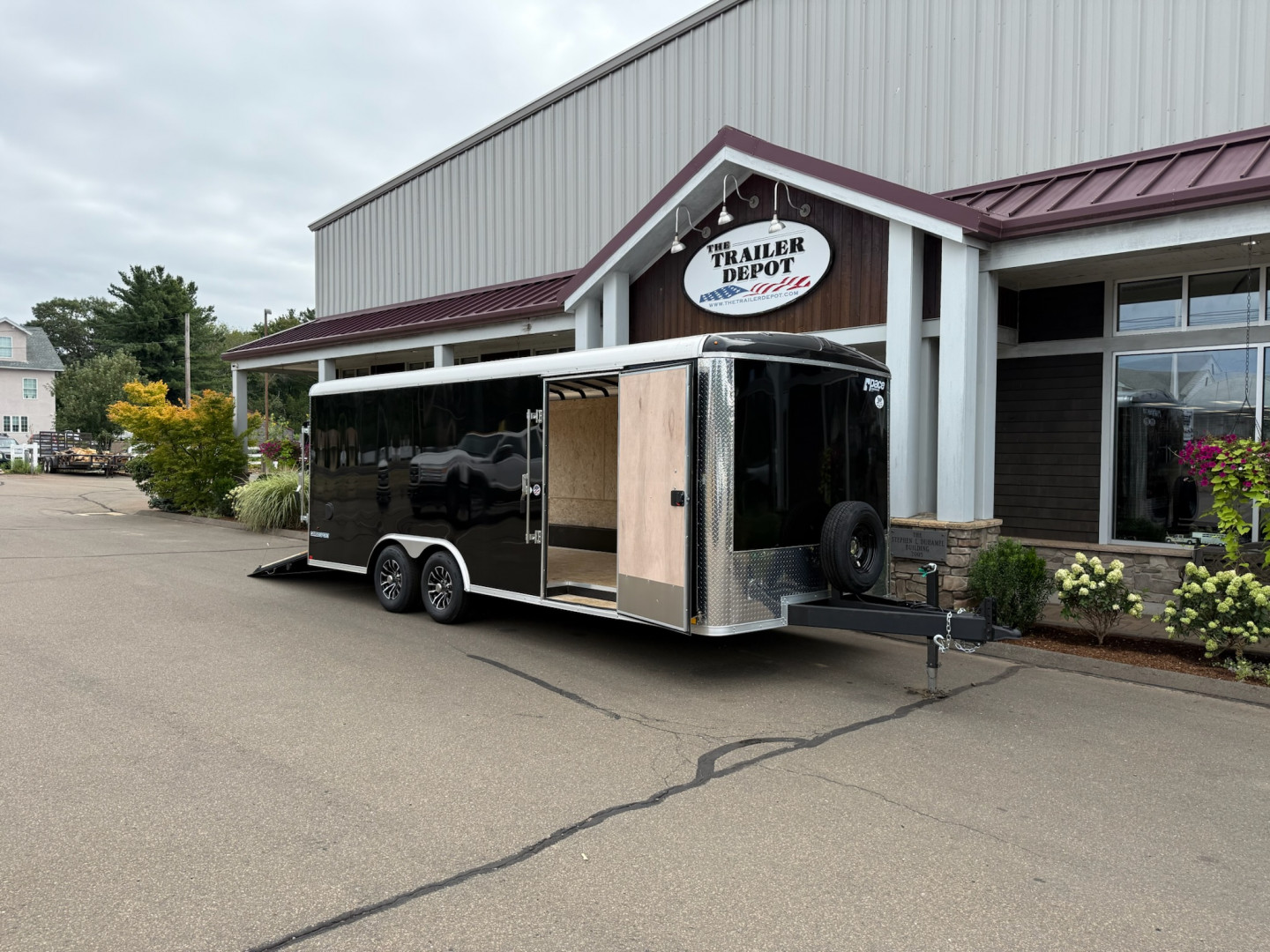 New Pace American 8'6" x 20' Enclosed Landscape Trailer 9.9K