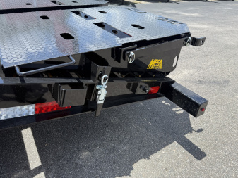 New 14EHG-20D3A-MRBK BIG TEX 7' X 20' GOOSENECK EQUIPMENT TRAILER