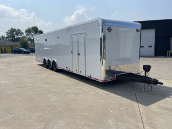 New UNITED 25TH ANNIVERSARY 34' SUPER HAULER