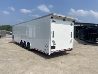 New UNITED 25TH ANNIVERSARY 34' SUPER HAULER