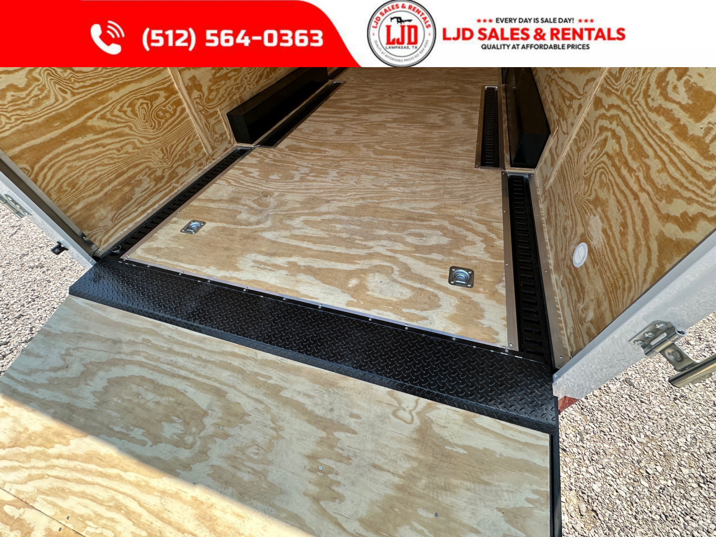 New 2025 Stallion 8'6"x20'x7' Cargo / Enclosed Trailer