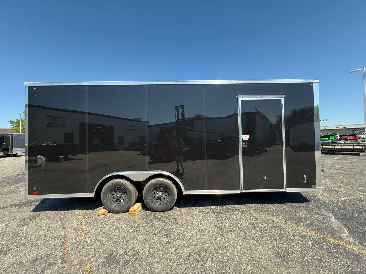 New 2025 Cross Trailers 8.5X20 Cargo / Enclosed Trailer