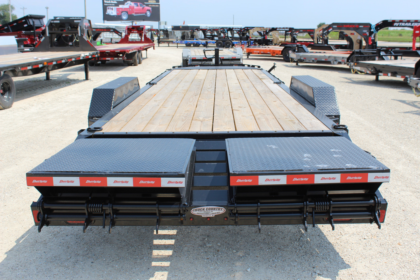 New 2025 Liberty LE 24' Equipment Trailer