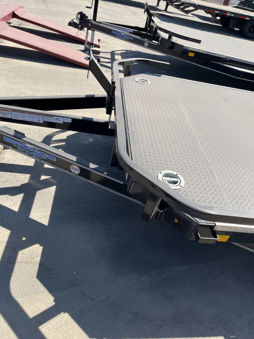 New 2023 East Texas Trailers DH8322032 Car / Racing Trailer