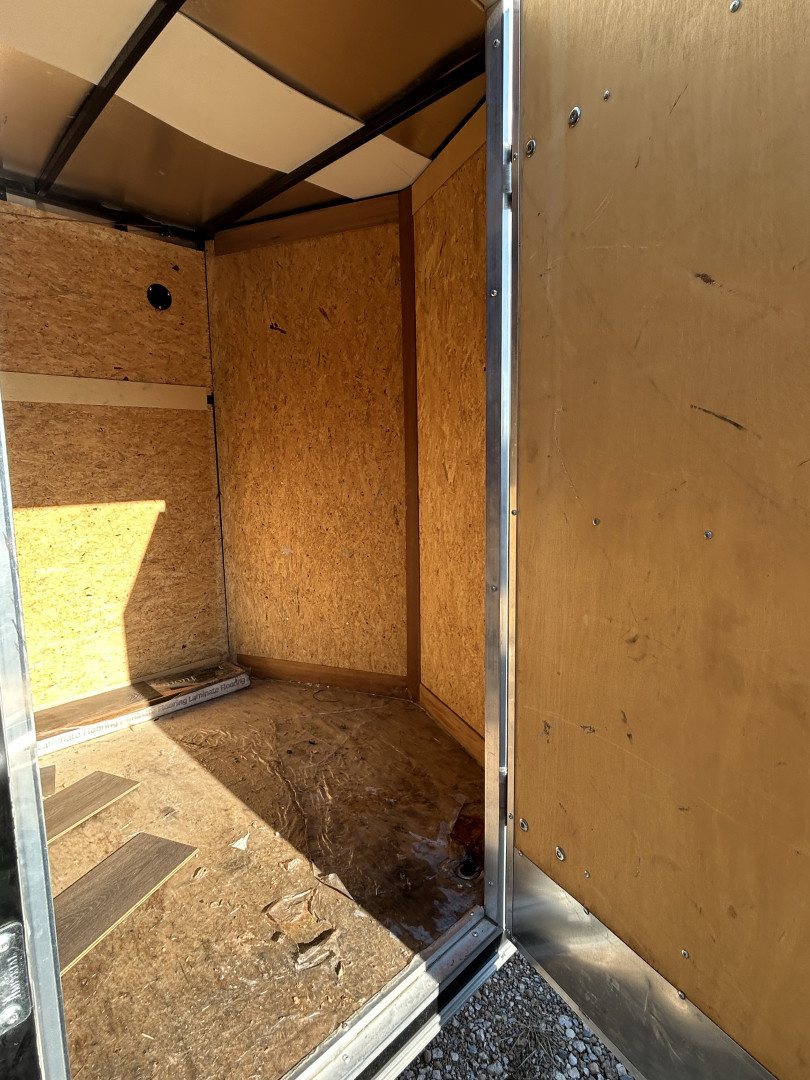 Used USED-2022 Wells Cargo 6x12 TandemAxles -USED Cargo / Enclosed Trailer(Repo Trailer)